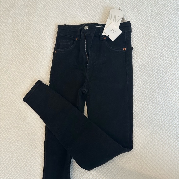 Zara High Rise Vintage Skinny Jean - Picture 2 of 6